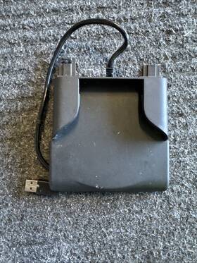1562264-00-a Tesla Model X/s Pre-refresh 2016-2020 Wireless Charger
