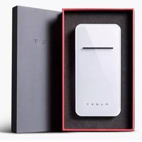 2058793-00-a Tesla Wireless Portable Charger 2.0 White New In Box