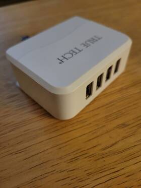 Rwx09-0504900u True Tech 4 Port Usb Home Wall Charger Samsung Cell Phone Charge Four Devices