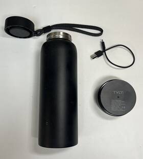 Tylt 849944080996 Bottle 2.0 Hydration Power Bank Wireless Charger Black Used