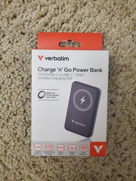 32249 Verbatim Corporation Charge Ftnft Go Magnetic Wireless Power Bank 10000 Mah Grey