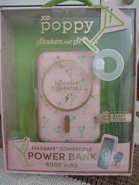 Xo Poppy 840388328569 Magsafe Compatible Power Bank 5000 Mah Shaken Not Stirred Theme Nib