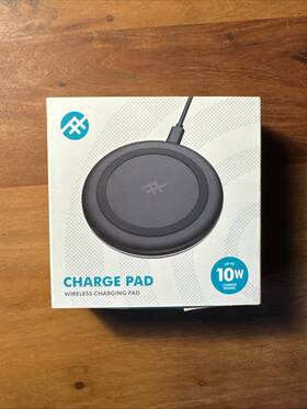 Zagg 840056132351 Universal Wireless Charging Pad Up To 10w Charge Speed In Black New Box