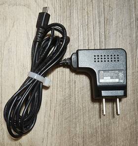 Stc-a22o501700m5-c Zte 5v700ma Travel Phone Charger Adapter 5v 700ma Micro Usb For