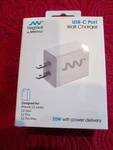 Vault By Vivitar Usb-c Port Wall Charger With 20W Power MAG2001-WHT Nib. Fixed Price $8.99.