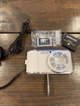 Samsung Galaxy Camera 21X Zoom Wi-fi Touchscreen Point & Shoot Dead Battery. Fixed Price $125.00.