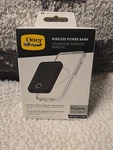 Otterbox Wireless Power Bank For Magsafe Portable Magnetic 3K Mah (7.5W) White. Fixed Price $23.99.