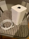 Apple Airport Extreme Base Station Wireless Router 6TH Generation A1521. Fixed Price $35.00.