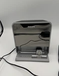 Philips Docking Entertainment System Ipod Fm Radio Alarm Clock - DC190B/37. Fixed Price $18.99.