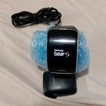 Samsung Galaxy Gear SM-R750B Curved Super Smart Watch Perfect Screen! Black. Fixed Price $200.32.