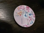 Yumi Kim Designer Wireless Cellphone Charger For Desktop Pink Flower. Fixed Price $17.80.