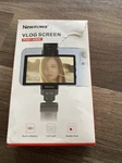 Newmowa Blog Screen PH01-NMW 3.97INCH, Builtin Battery, Box DAMAGE/6. Fixed Price $40.76.
