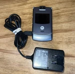 Motorola Razr / Razor V3 - Gray And Silver (verizon) Cellular Gsm Flip Phone. Fixed Price $49.87.