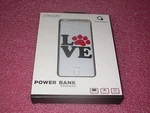 Design QUE-5000 Dual 2.4A Usb Port 5000MAH Power Bank Ac-dc Input Paw Love. Fixed Price $12.00.
