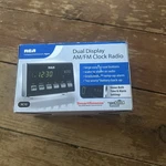 Rca Dual Display Am/fm Alarm Clock Battery Backup Smartsnooze Graduwake. Fixed Price $15.00.